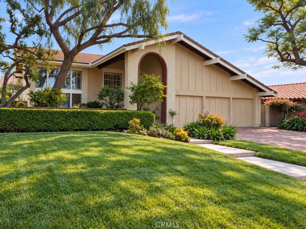 10692 Albany Cir, Villa Park, CA 92861 — exterior