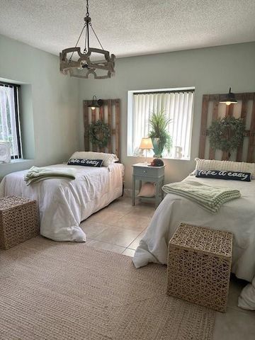 1143 Duncan Circle 104, Palm Beach Gardens, FL 33418