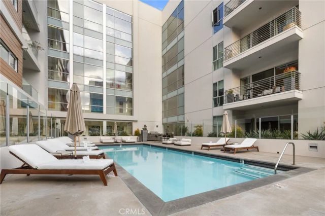 6735 Yucca St 404, Hollywood, CA 90028