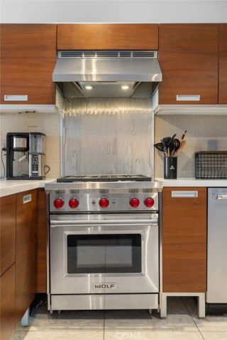 6735 Yucca St 404, Hollywood, CA 90028