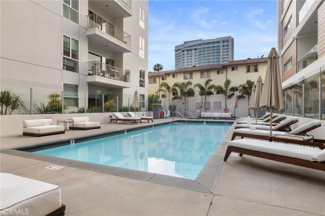 6735 Yucca St 404, Hollywood, CA 90028