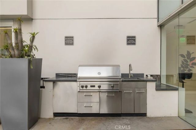 6735 Yucca St 404, Hollywood, CA 90028