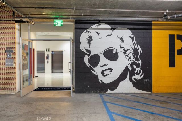 6735 Yucca St 404, Hollywood, CA 90028