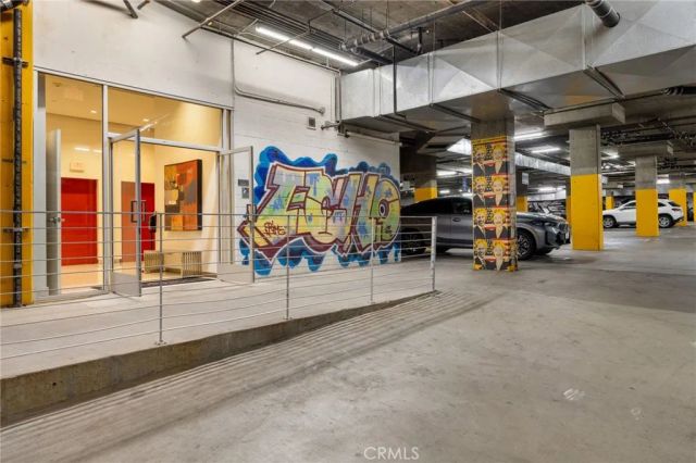 6735 Yucca St 404, Hollywood, CA 90028