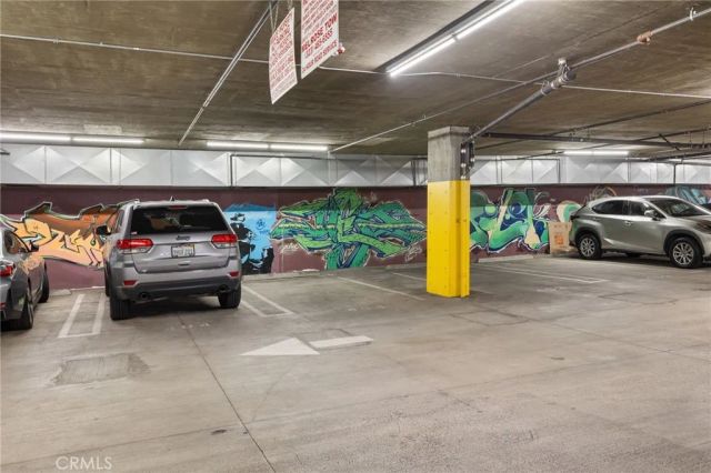 6735 Yucca St 404, Hollywood, CA 90028