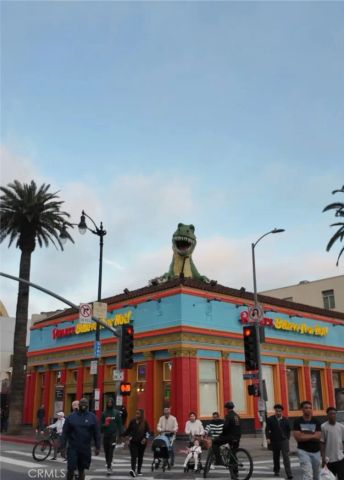 6735 Yucca St 404, Hollywood, CA 90028