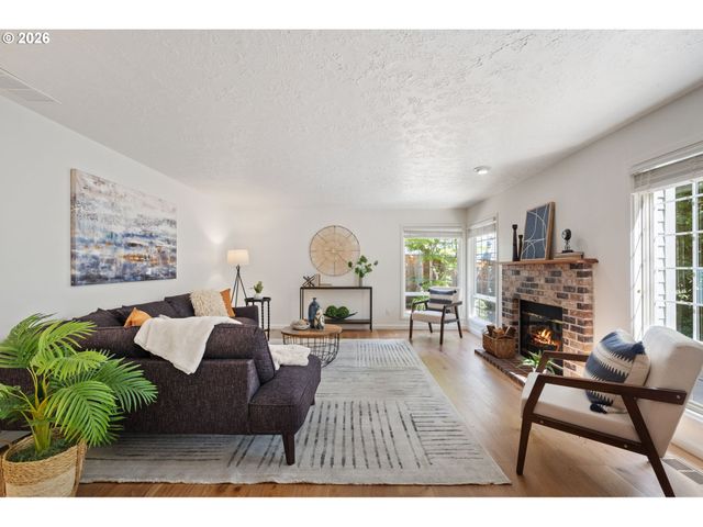 5710 SOUTHWOOD Dr, Lake Oswego, OR 97035