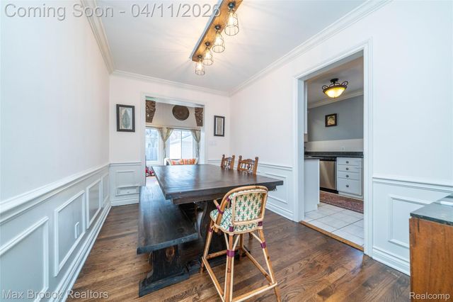 1633 Edgewood Drive, Royal Oak, MI 48067