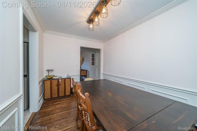 1633 Edgewood Drive, Royal Oak, MI 48067