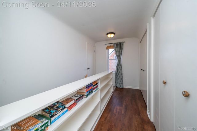 1633 Edgewood Drive, Royal Oak, MI 48067