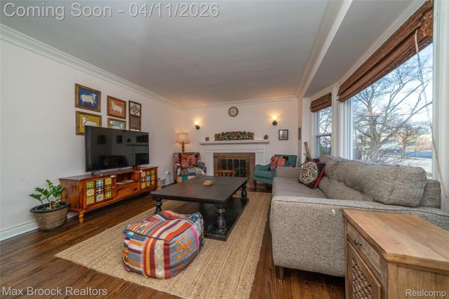 1633 Edgewood Drive, Royal Oak, MI 48067