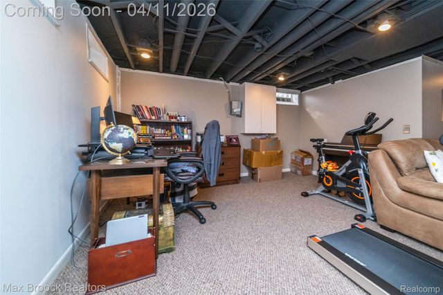 1633 Edgewood Drive, Royal Oak, MI 48067