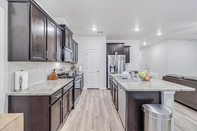 7938 Fort Griffen Dr, Corpus Christi, TX 78414