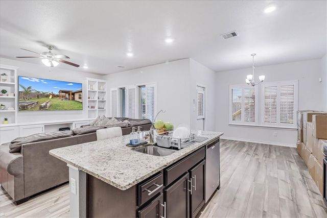 7938 Fort Griffen Dr, Corpus Christi, TX 78414