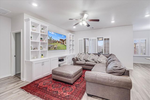 7938 Fort Griffen Dr, Corpus Christi, TX 78414