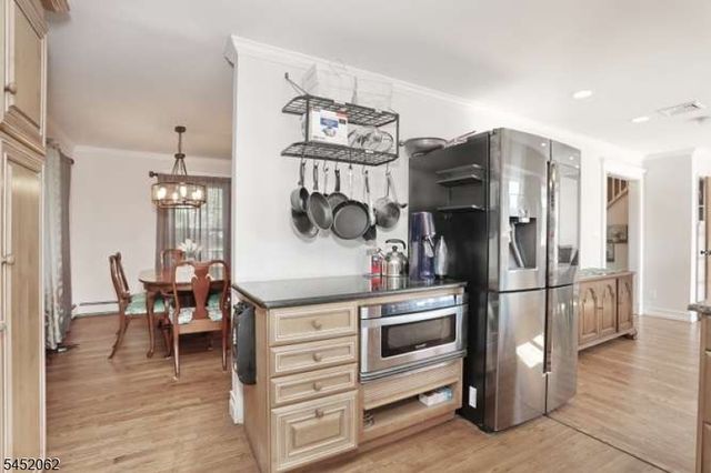 61 Intervale Rd, Parsippany-troy Hills Twp., NJ 07005