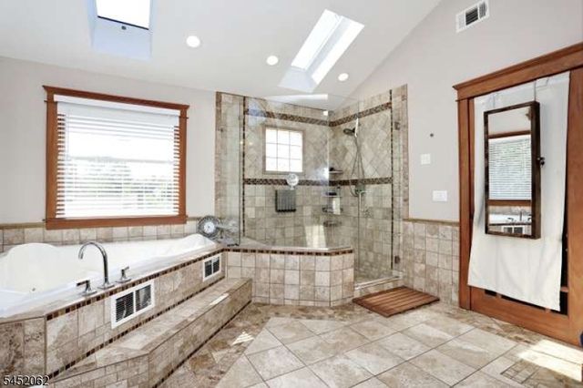 61 Intervale Rd, Parsippany-troy Hills Twp., NJ 07005