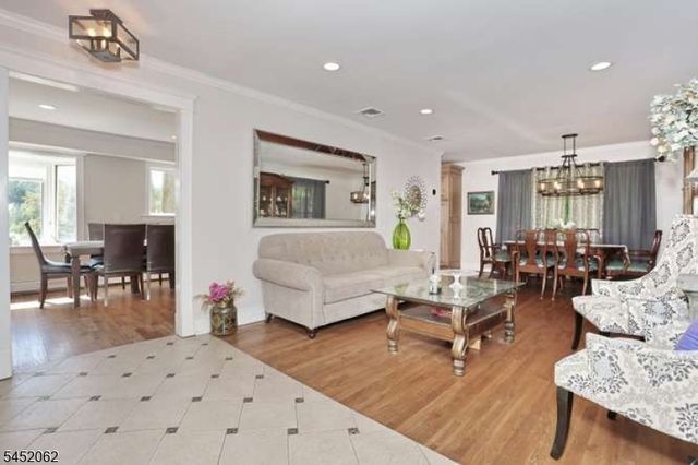 61 Intervale Rd, Parsippany-troy Hills Twp., NJ 07005