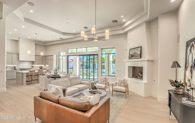 4401 E TAURUS Place, Chandler, AZ 85249