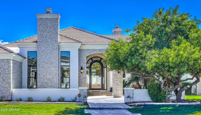 4401 E TAURUS Place, Chandler, AZ 85249