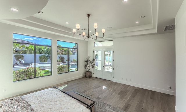 4401 E TAURUS Place, Chandler, AZ 85249