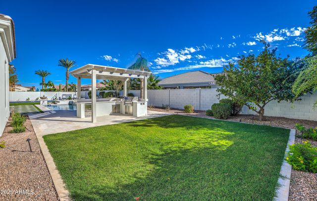 4401 E TAURUS Place, Chandler, AZ 85249