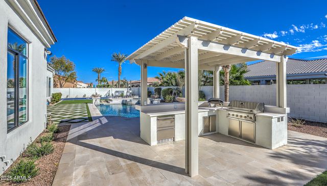 4401 E TAURUS Place, Chandler, AZ 85249