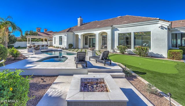 4401 E TAURUS Place, Chandler, AZ 85249