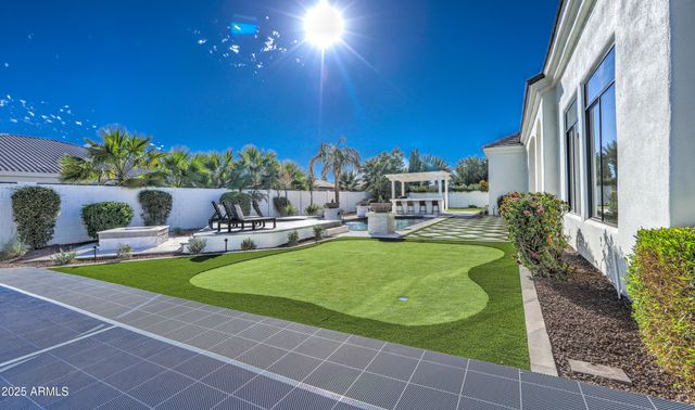 4401 E TAURUS Place, Chandler, AZ 85249