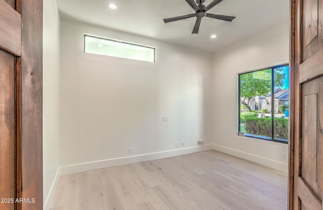 4401 E TAURUS Place, Chandler, AZ 85249