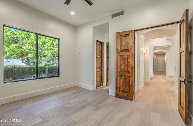 4401 E TAURUS Place, Chandler, AZ 85249