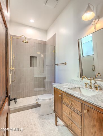 4401 E TAURUS Place, Chandler, AZ 85249