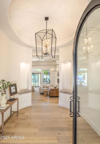 4401 E TAURUS Place, Chandler, AZ 85249