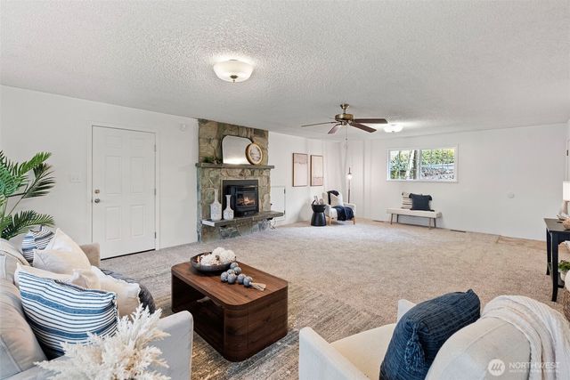 1145 Lower Marine Drive, Bremerton, WA 98312