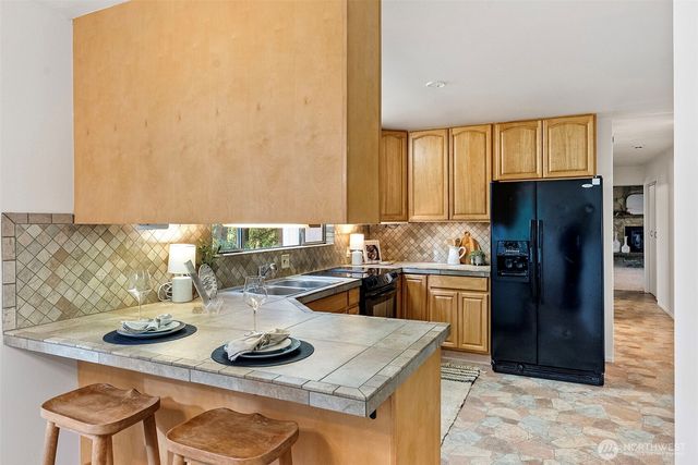 1145 Lower Marine Drive, Bremerton, WA 98312