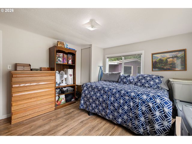 4800 BARGER Dr 39, Eugene, OR 97402
