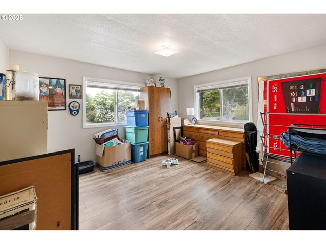 4800 BARGER Dr 39, Eugene, OR 97402