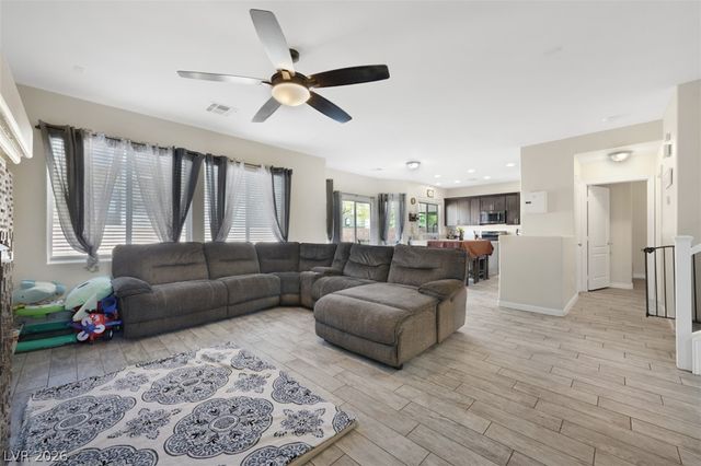 2620 Timid Tiger Avenue, North Las Vegas, NV 89086