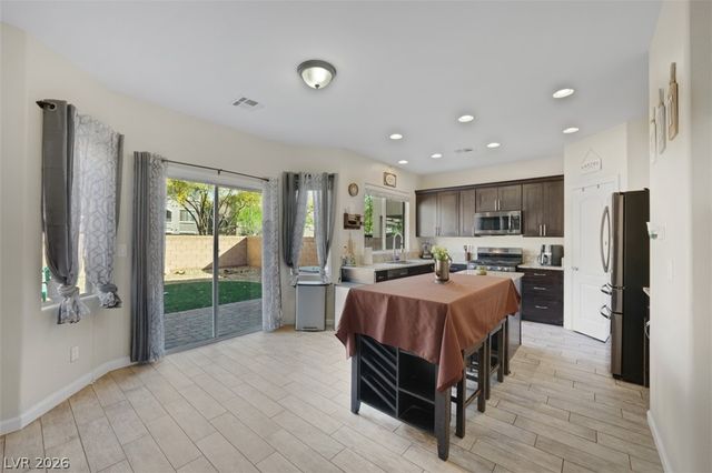 2620 Timid Tiger Avenue, North Las Vegas, NV 89086