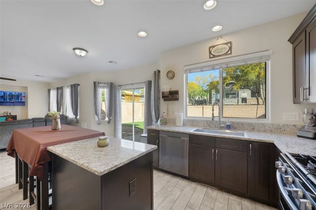 2620 Timid Tiger Avenue, North Las Vegas, NV 89086