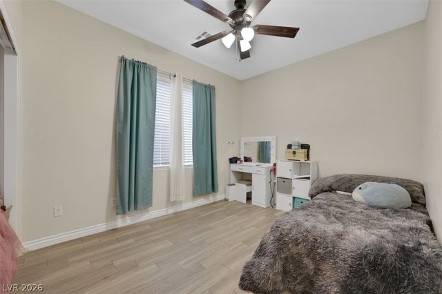 2620 Timid Tiger Avenue, North Las Vegas, NV 89086