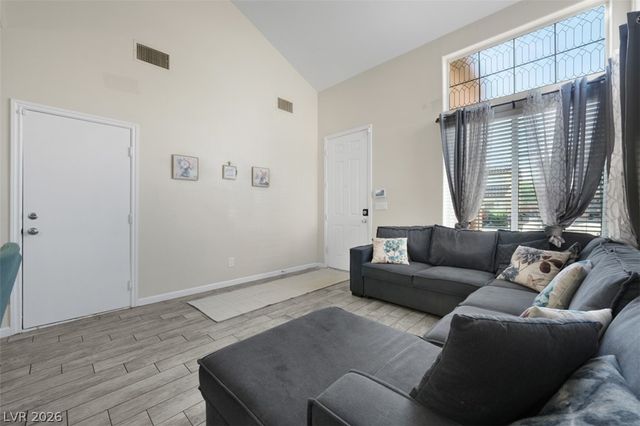 2620 Timid Tiger Avenue, North Las Vegas, NV 89086