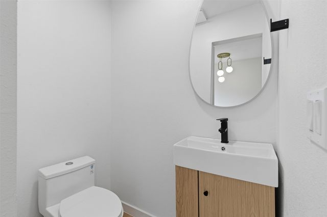 617 Ouida Street, Grand Prairie, TX 75051