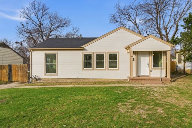 617 Ouida Street, Grand Prairie, TX 75051