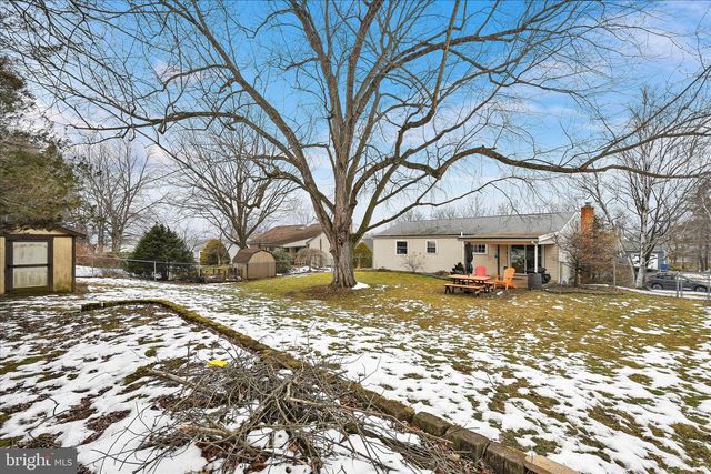 2619 N ROSEGARDEN BOULEVARD, Mechanicsburg, PA 17055