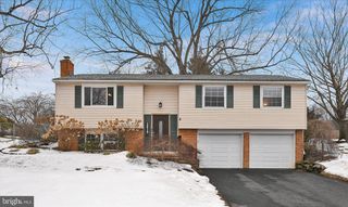 2619 N ROSEGARDEN BOULEVARD, Mechanicsburg, PA 17055