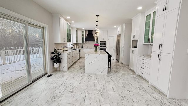 17635 Sunrise Court SW, Prior Lake, MN 55372