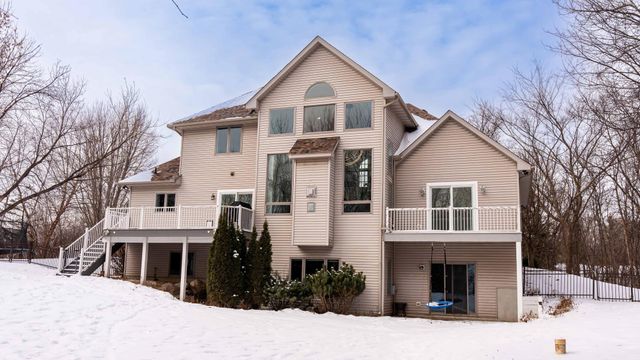 17635 Sunrise Court SW, Prior Lake, MN 55372