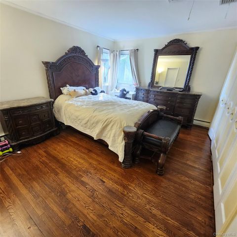 43 Forest Drive, Jericho, NY 11753