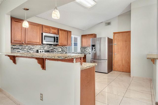 2505 KINGSTON COURT, Kissimmee, FL 34746